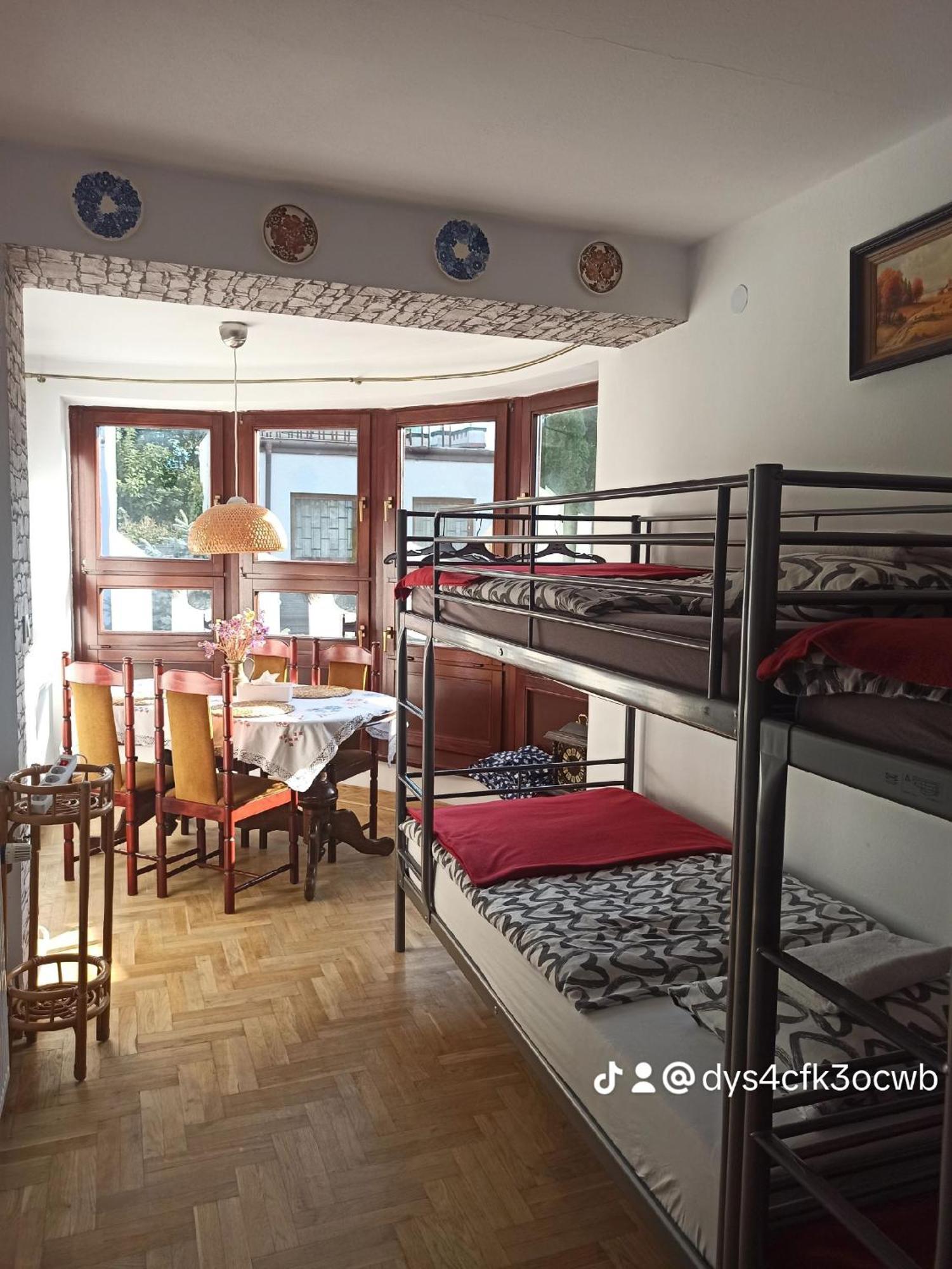 Hotel-Hostel Saska Warsaw Ngoại thất bức ảnh